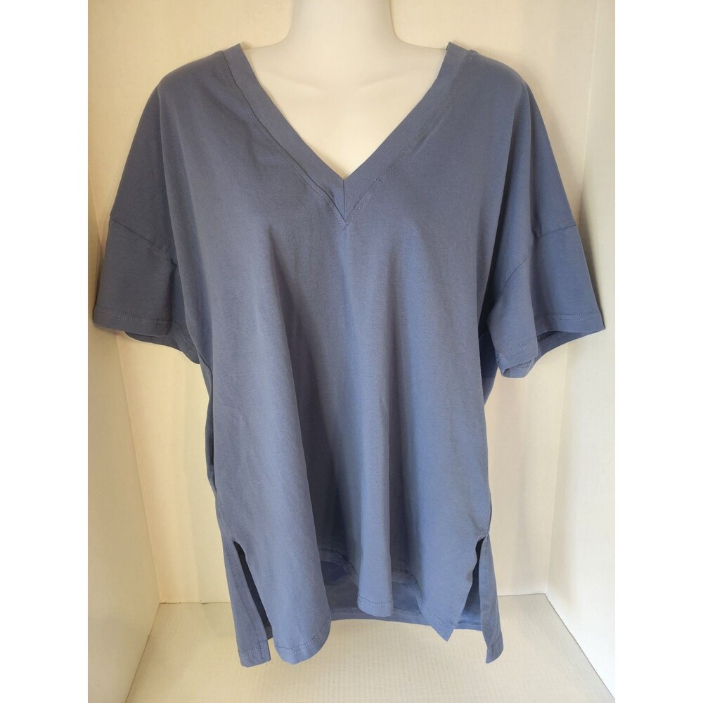 V Neck Shirt With Pockets